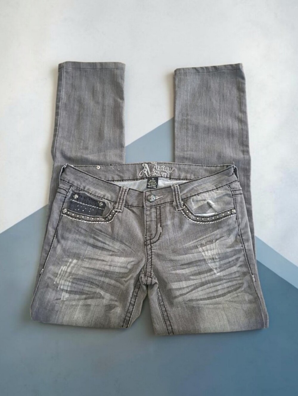 Antique River Women's Gray Dark Wash Studded Mid Rise Skinny Slim 5-Pocket Jeans